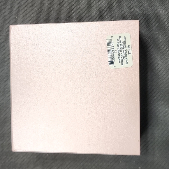 Bracelet and earring set - Picture 3 of 3